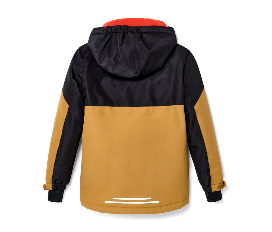 Detail detskej snowboardovej bundy s kapucňou čierno-hnedej farby.