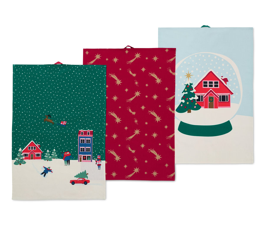 Tri utierky s vianočnými motívmi.