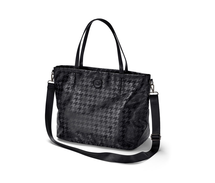 Čierna nákupná taška s kohúťou stopou.