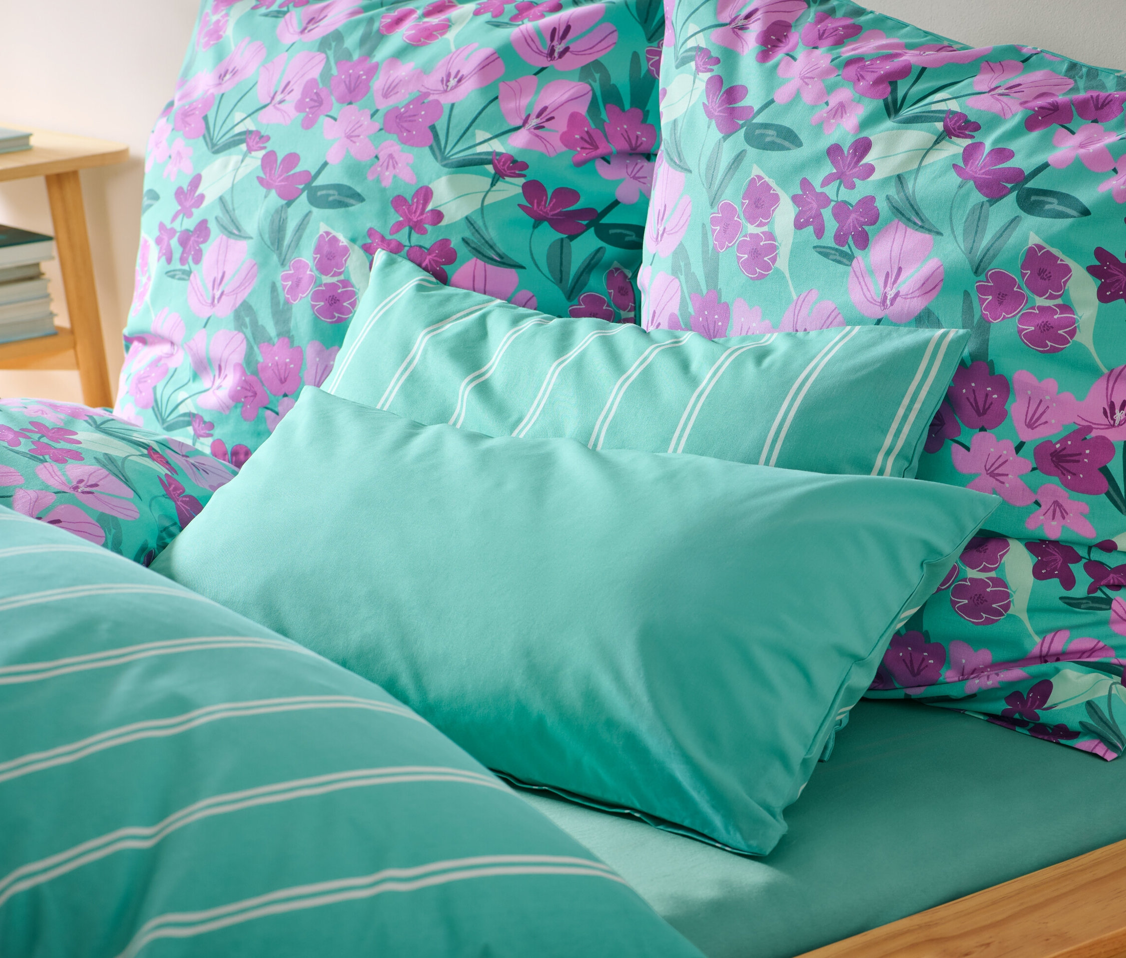 Posteľná súprava s dvoma obliečkami na vankúše z renforcé.