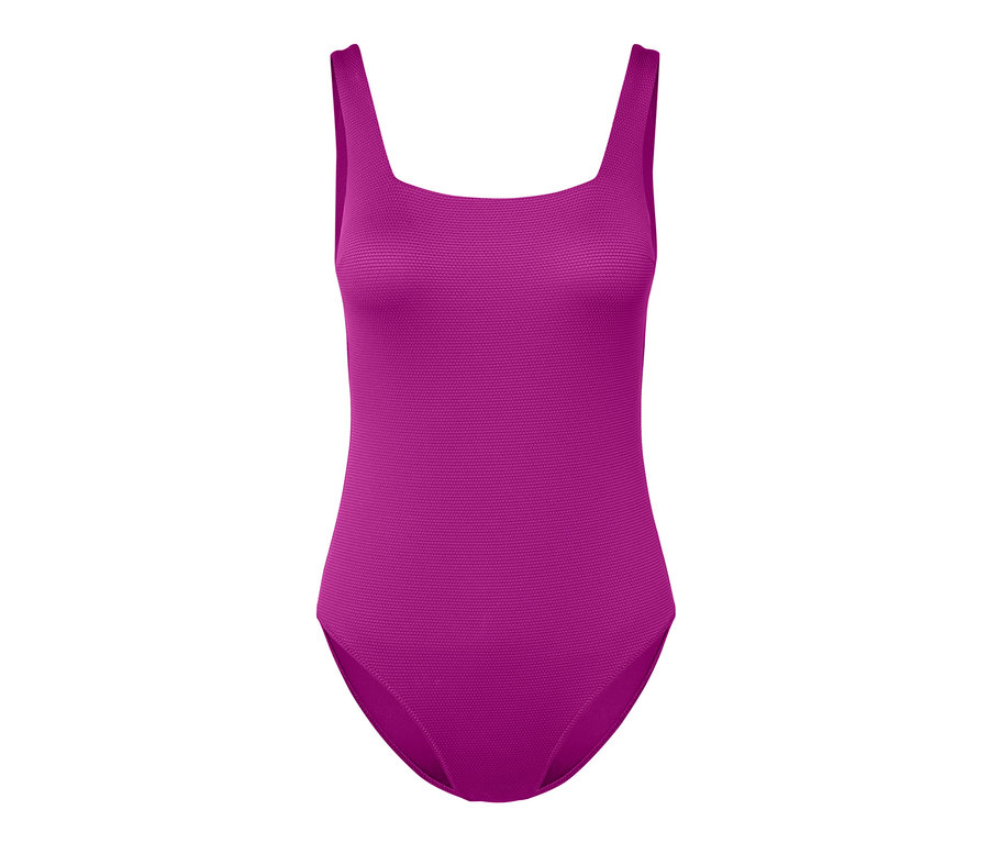 Jednodielne plavky so štruktúrovaným povrchom.