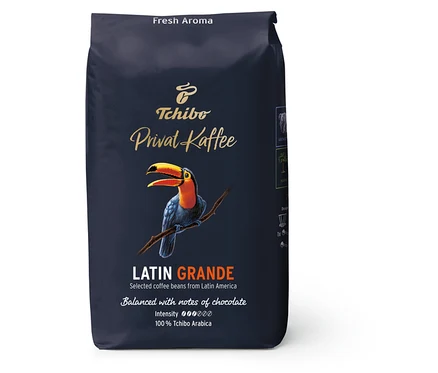 Balenie 500 g zrnkovej kávy Privat Kaffee Latin Grande.
