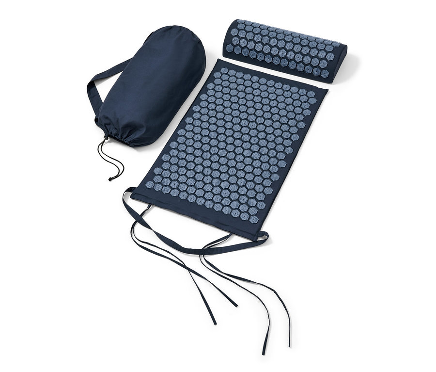 Akupresúrna podložka, vankúš a vak na prenášanie.