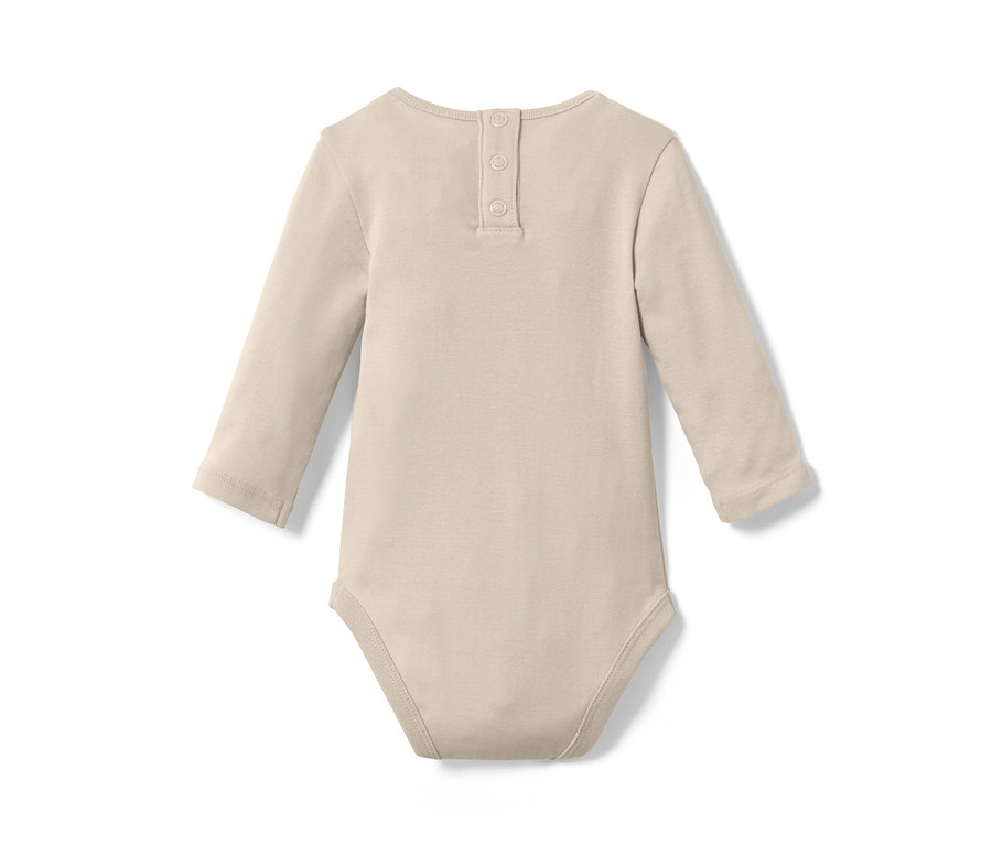Béžové dojčenské body s dlhým rukávom, vzadu so zapínaním na tri gombíky.