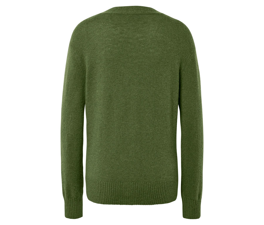 Pohľad zozadu na olivovo zelený sveter s dlhým rukávom.