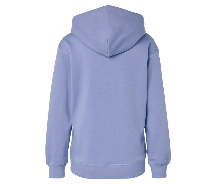 Pohľad zozadu na svetlofialovú mikinu s kapucňou.