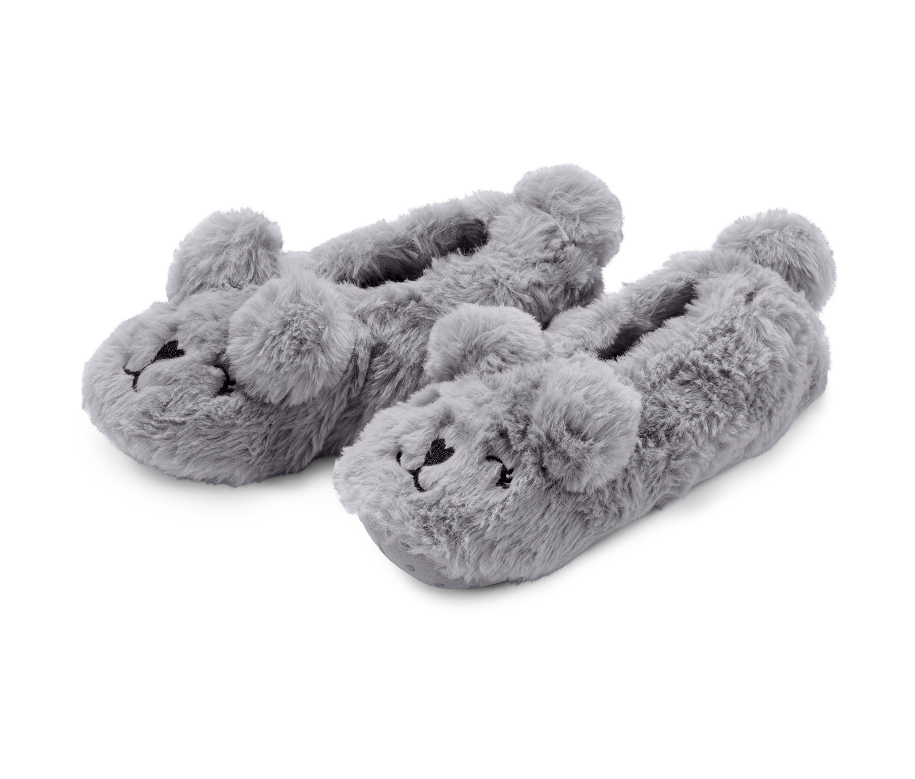 Dve sivé plyšové domáce papuče s tvárou medvedíka.