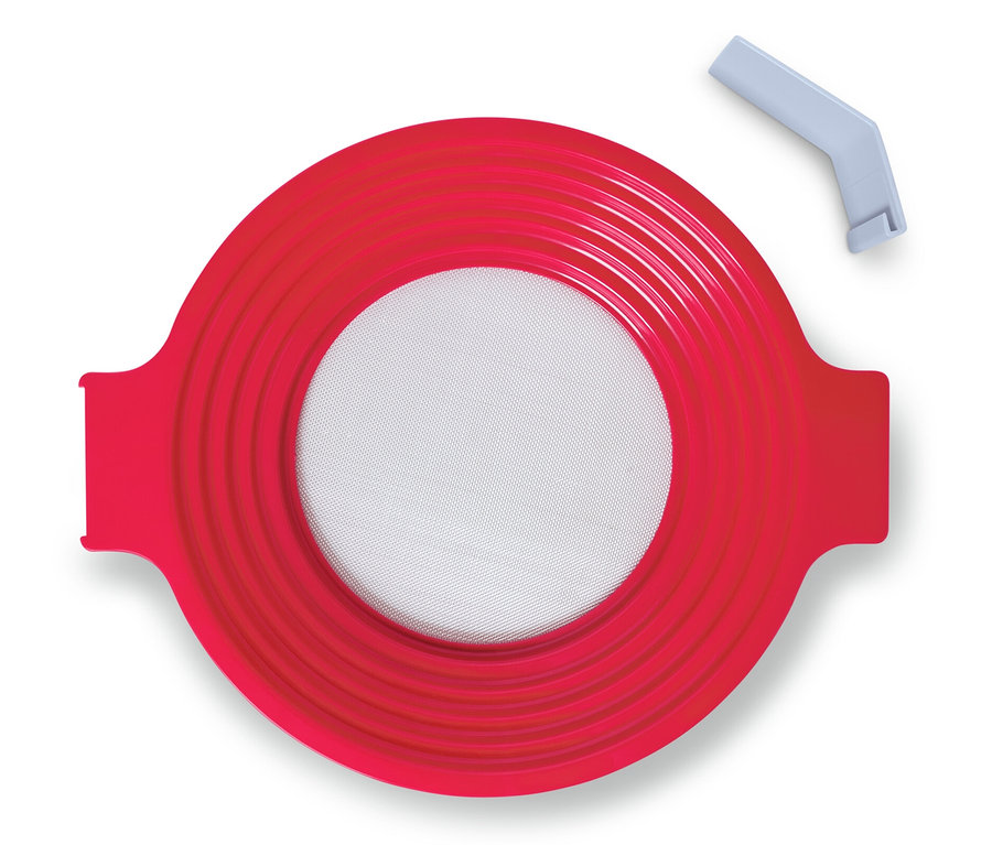 Červené sito 2 v 1: sito na preosievanie múky a pasírovanie s odnímateľnou sivou rukoväťou.