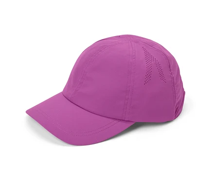 Fialová športová šiltovka.