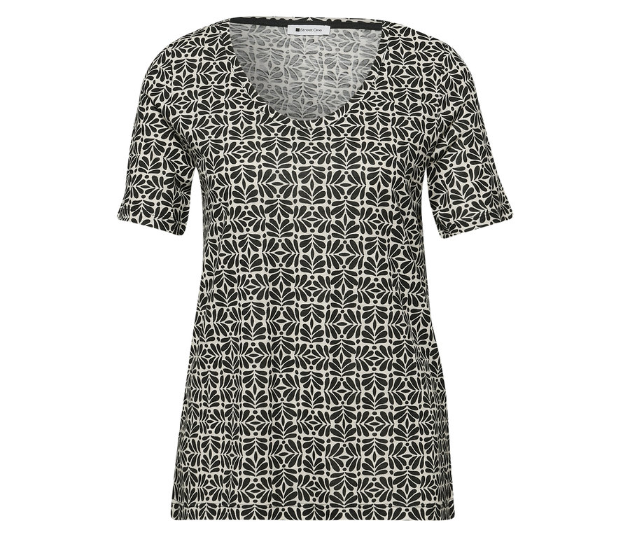 Tričko Street One má čierno-biely vzor a véčkový výstrih.