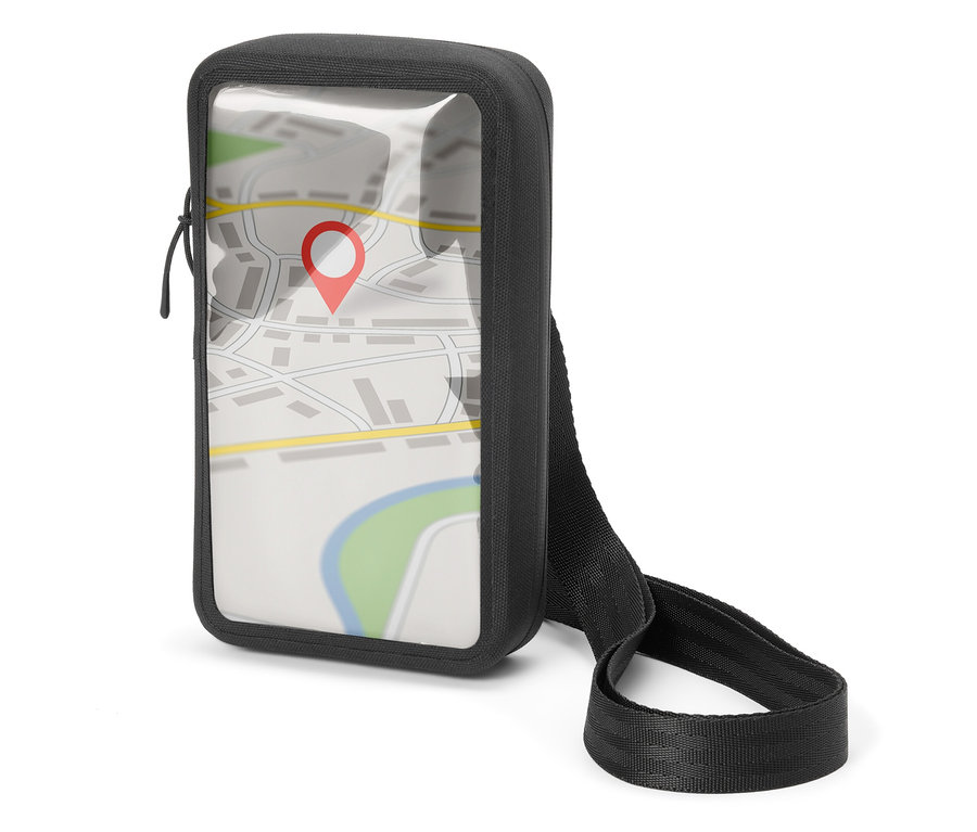 Čierna taška na mobilný telefón s priehľadným okienkom, v ktorom je vidieť mapa s červeným špendlíkom.