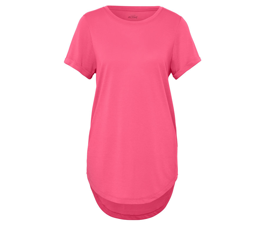 Ružové tričko s krátkym rukávom.