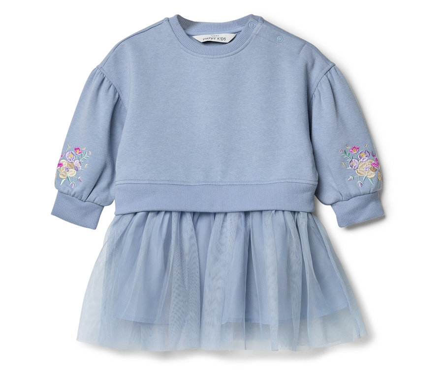 Svetlomodré šaty s dlhými rukávmi a kvetinovou výšivkou na rukáve.