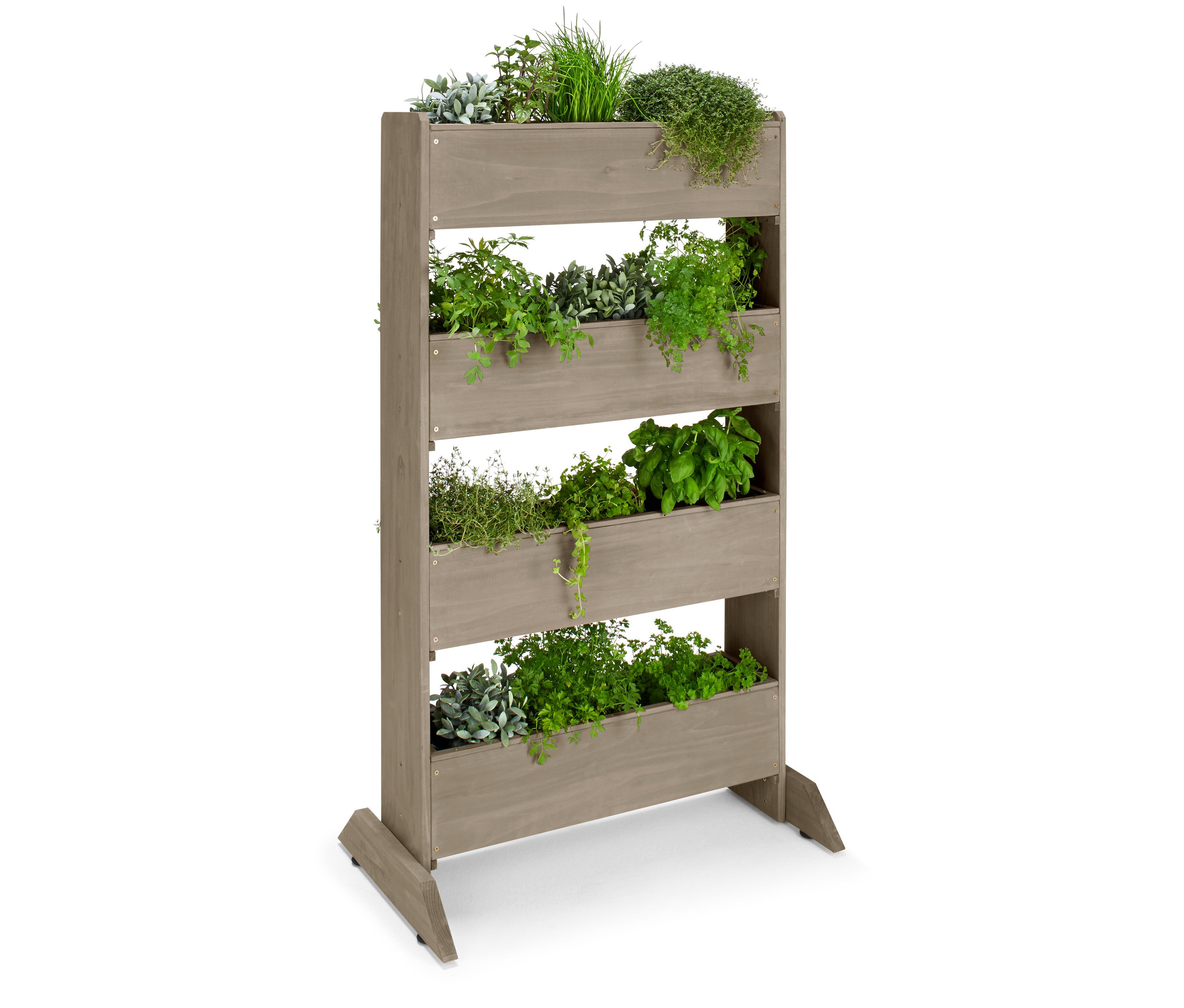 Drevený vertikálny záhon s piatimi poschodiami osadenými rôznymi bylinkami.