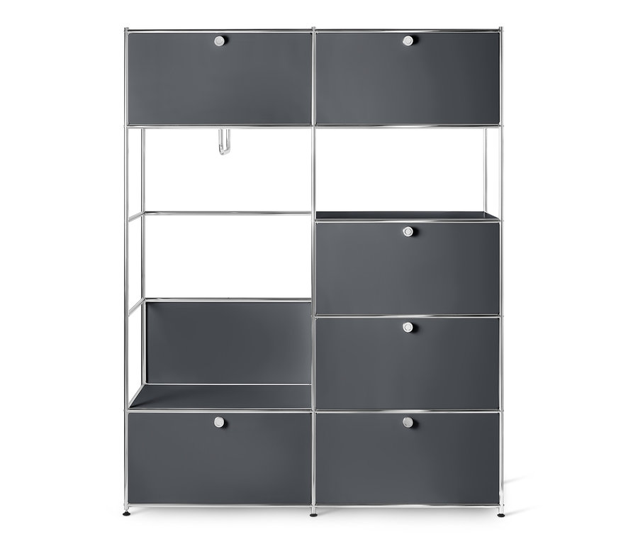 Sivý kovový skriňový systém »CN3« s policami a zásuvkami.