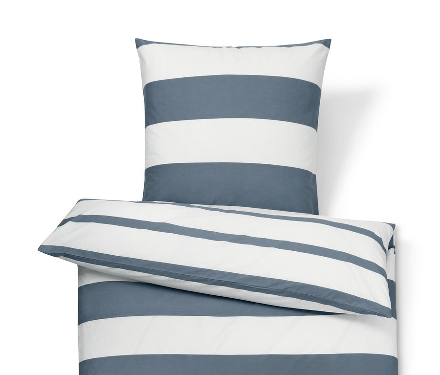 Pásikavá posteľná bielizeň z perkálu štandardnej a nadmernej veľkosti.