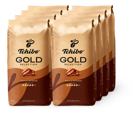 Osem balení zrnkovej kávy Tchibo Gold Selection po 1 kg.