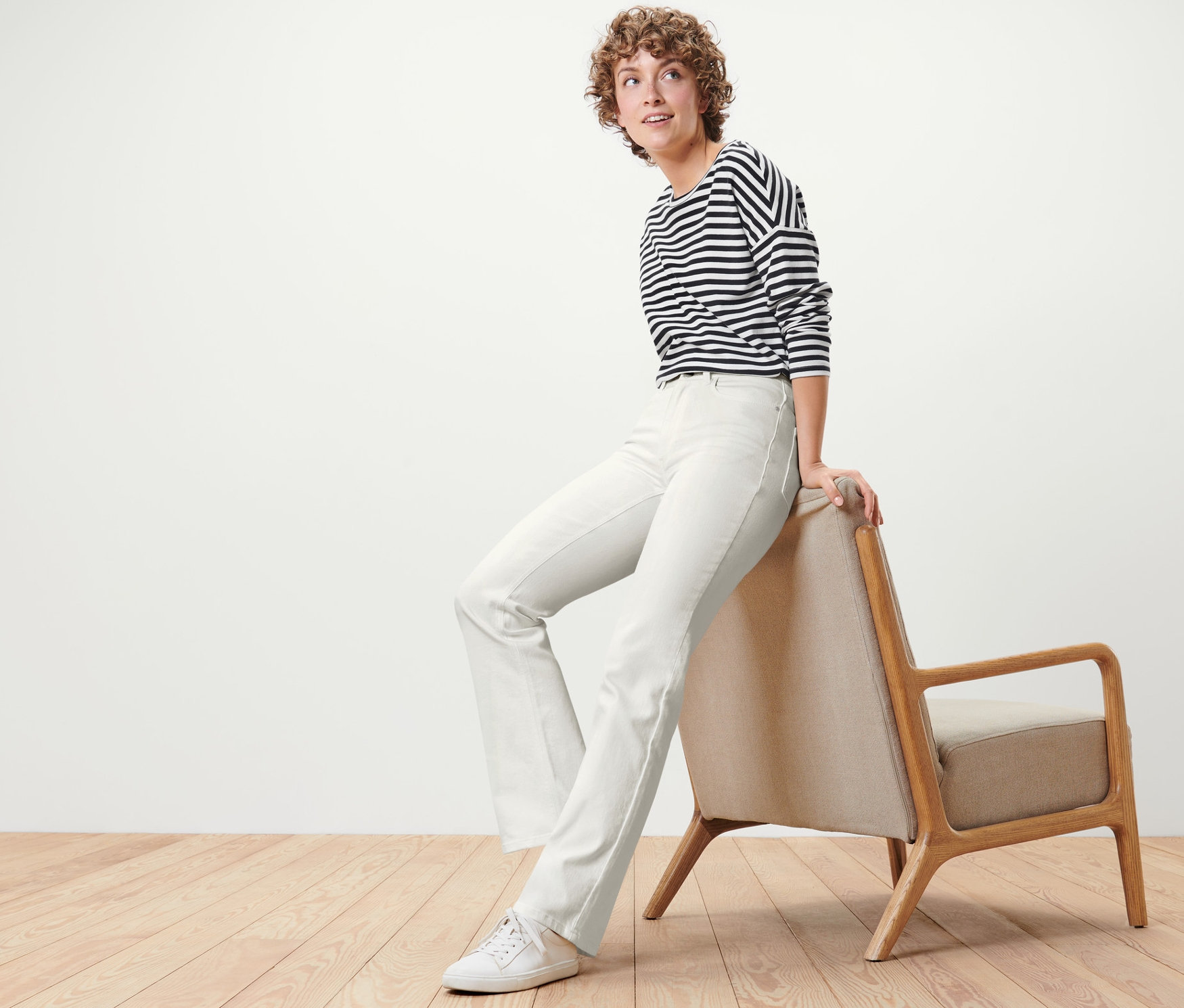 Tchibo - Bootcut džínsky – strih »Lou«, krémovobiele