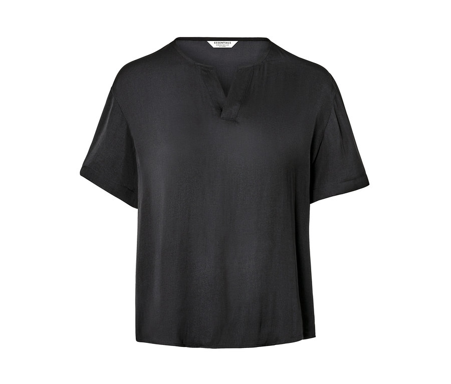 Čierna saténová tuniková blúzka.