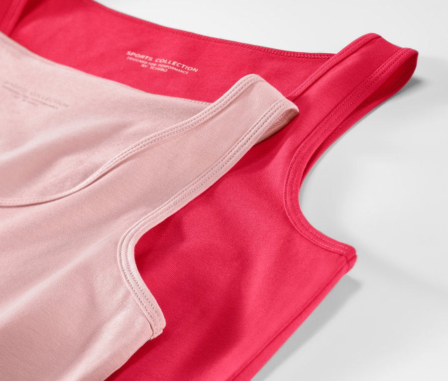 Dve tielka: fuksiové a ružové.