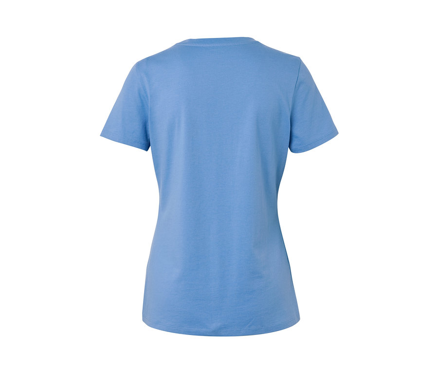 Svetlomodré jednoduché tričko zozadu.