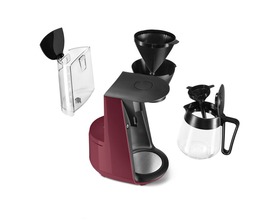 Červený kávovar na prekvapkávanú kávu »Let's Brew« a jeho príslušenstvo.