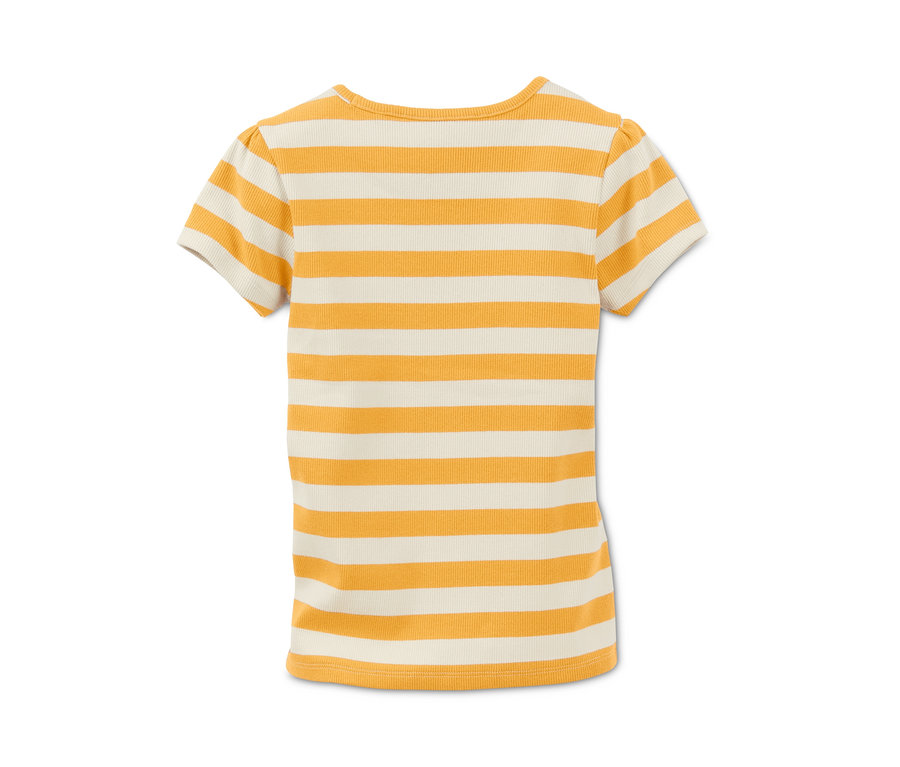 Pohľad zozadu na rebrované tričko so žltými a krémovými pruhmi.