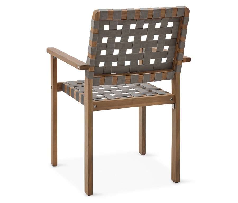 Pohľad zozadu na stoličku s dreveným rámom a sivým, tkaným sedadlom a operadlom.