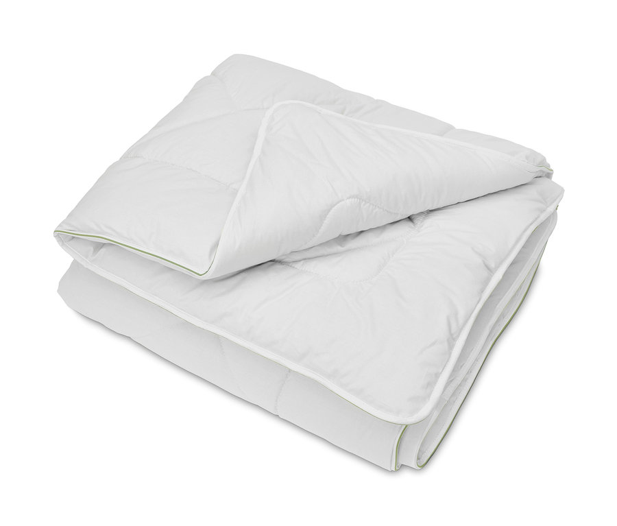 Zložená biela dvojitá prikrývka z ťavej srsti irisette® greenline.