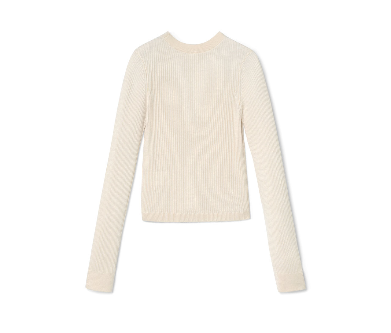 Biely detský pletený svetrík leží na bielom pozadí.