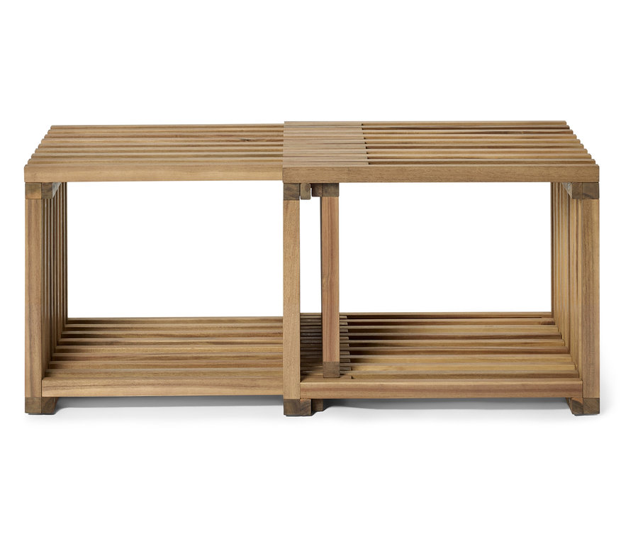 Dva spojené drevené regály s lamelami.