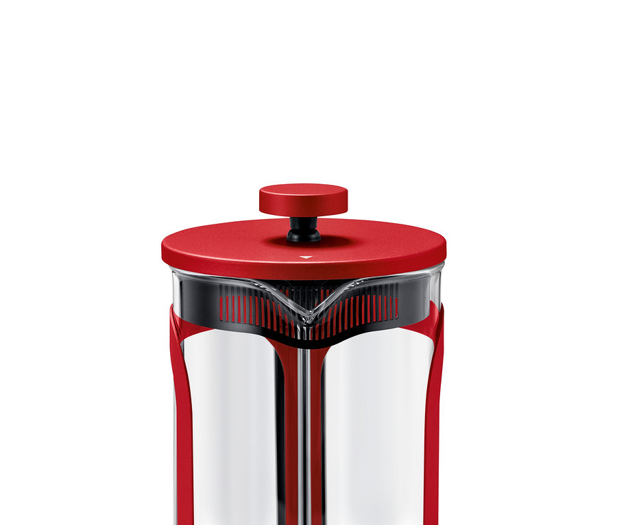 Detail červenej kanvice french press na 6 šálok s objemom 800 ml.