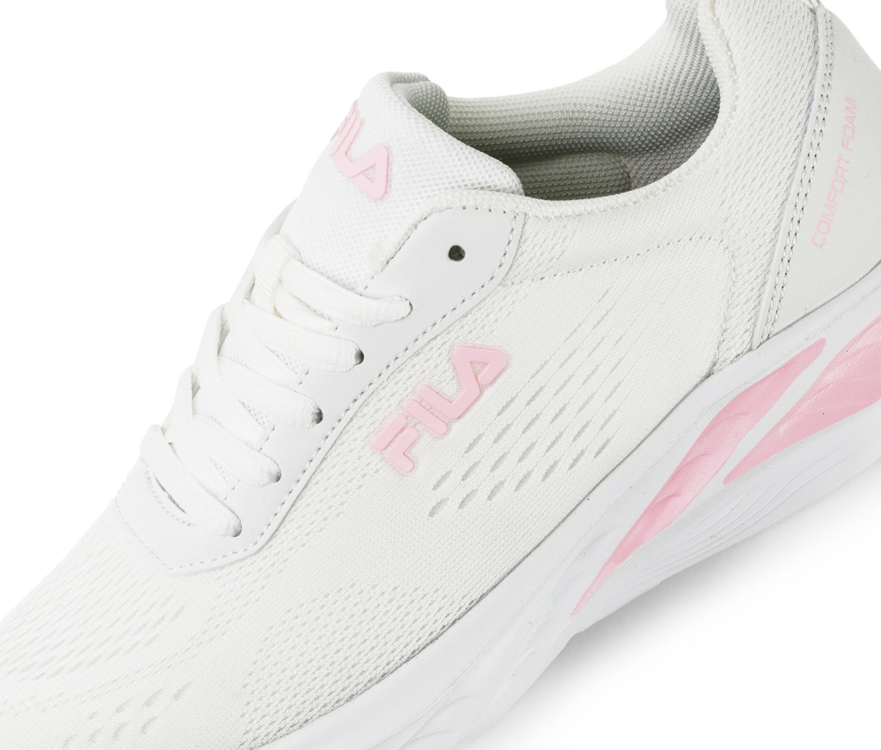 Detailný záber na biele dámske tenisky FILA Specctris.