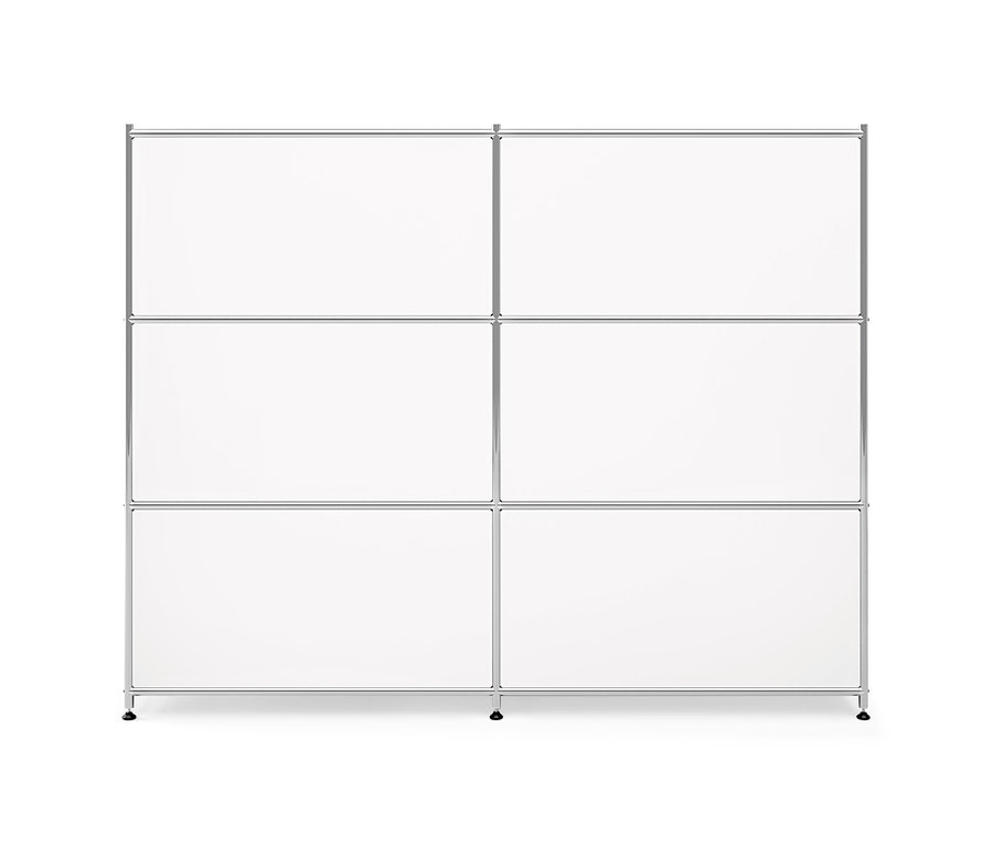 Biela kovová komoda »CN3« so štyrmi výklopnými priehradkami.