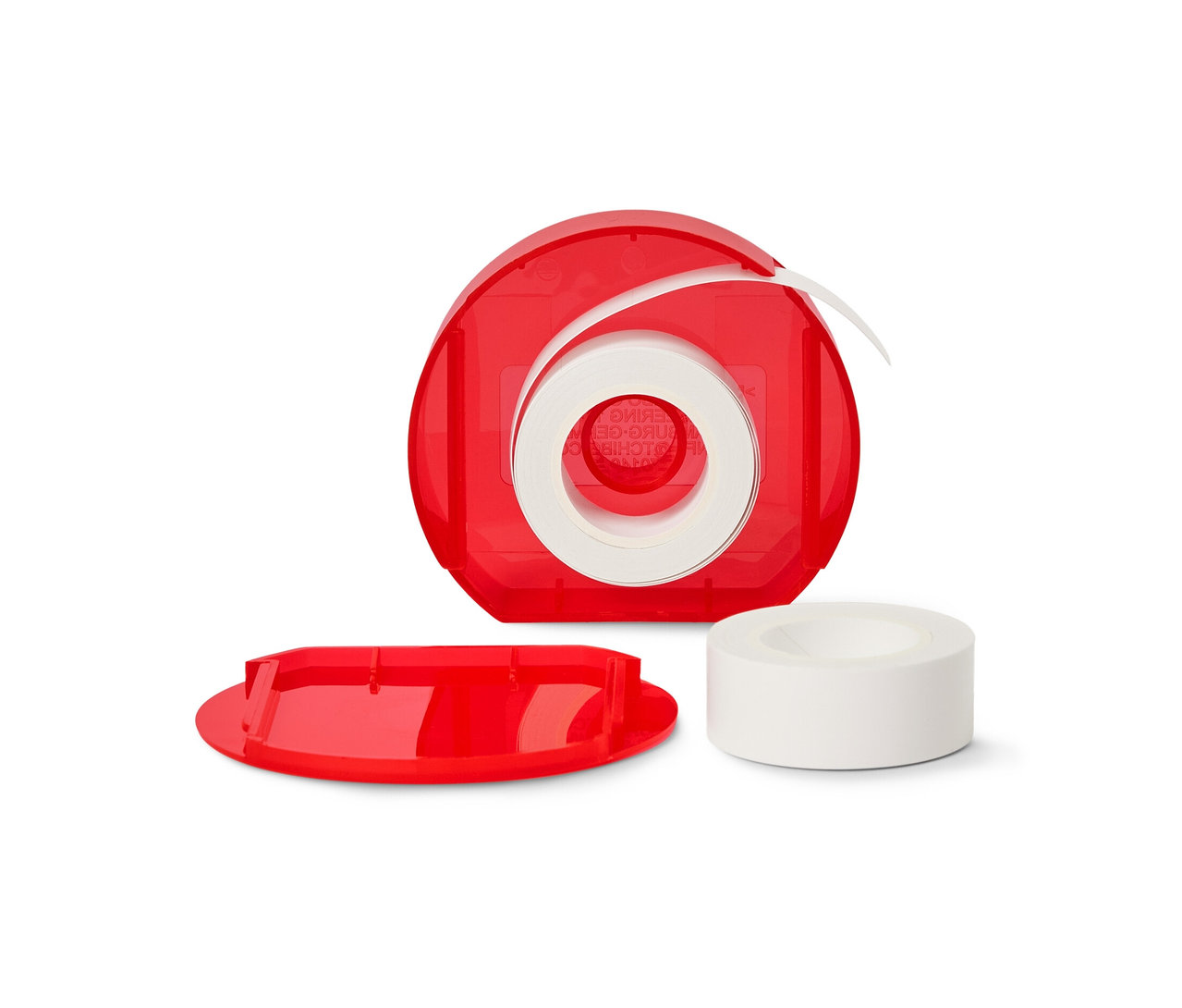 Červený zásobník na etikety s rolkou bielych etikiet.