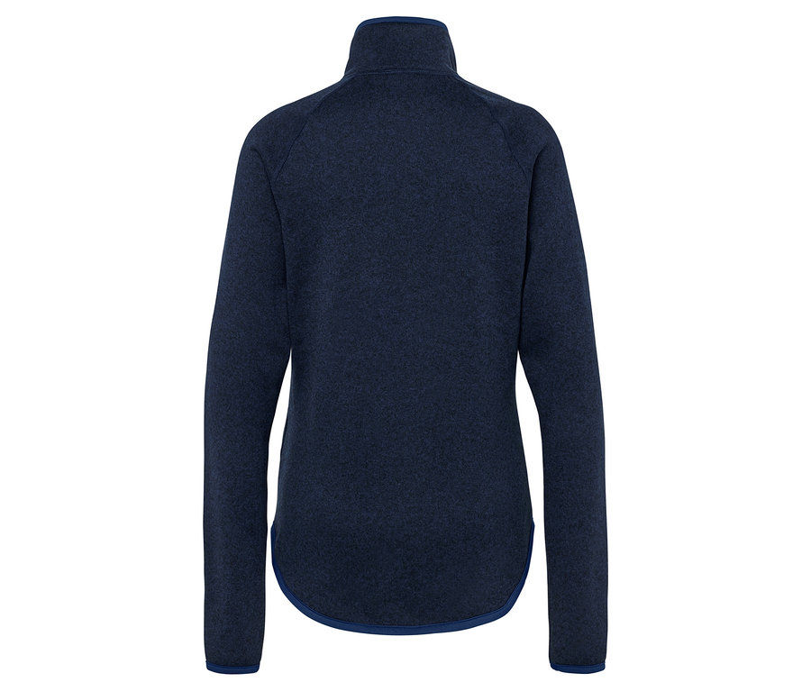 Detail zadnej strany tmavomodrej fleecovej mikiny s dlhým rukávom.