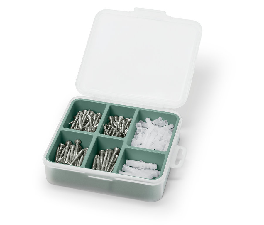 Otvorená súprava skrutiek a hmoždiniek v bielo-zelenom puzdre.