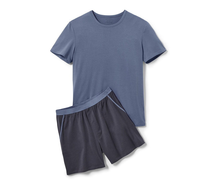 Modré krátke pyžamo s modalom leží na bielom pozadí.