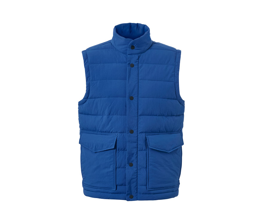 Modrá prešívaná vesta s vreckami.