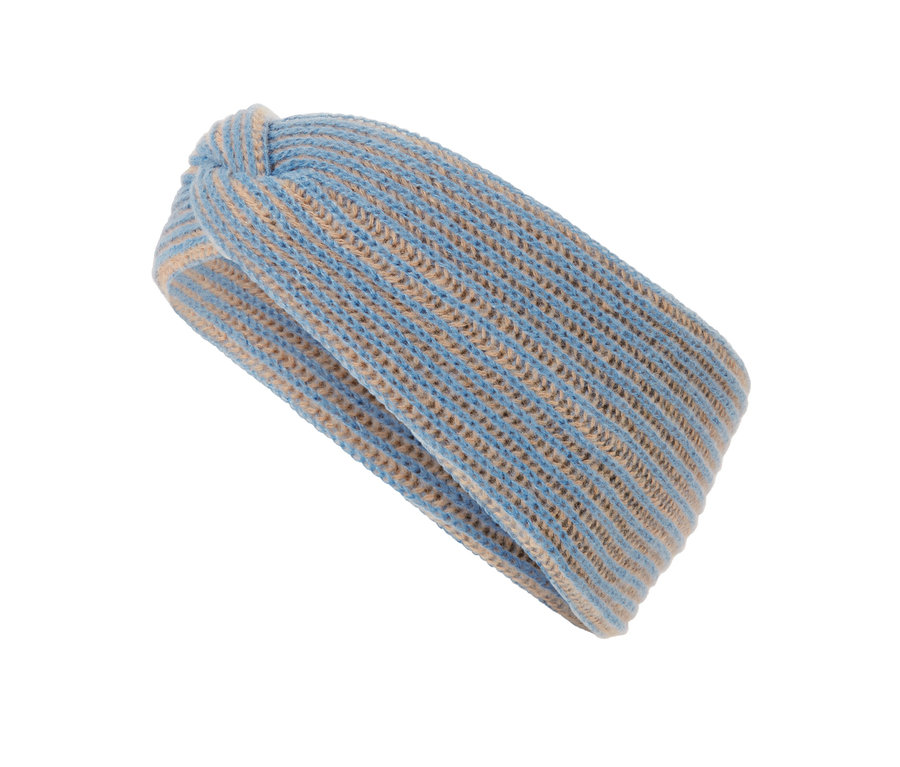 Modrá pletená čelenka.