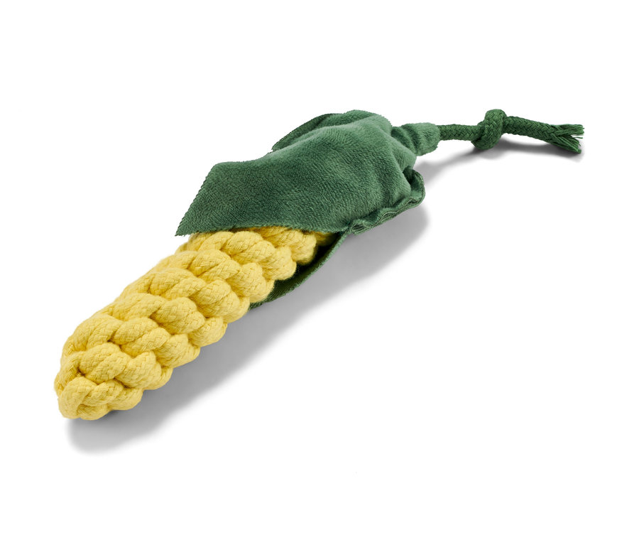 Hračka pre psov »Kukurica« leží na bielom pozadí.