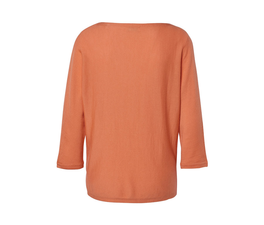 Broskyňový pulóver z jemného úpletu s merino vlnou.