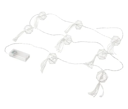 LED-Kugel-Lichterkette na bielom pozadí.