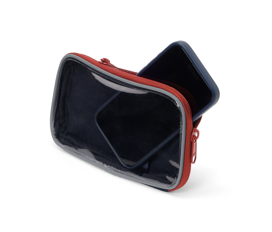 Multifunkčná taška s priezorom na bielom pozadí.