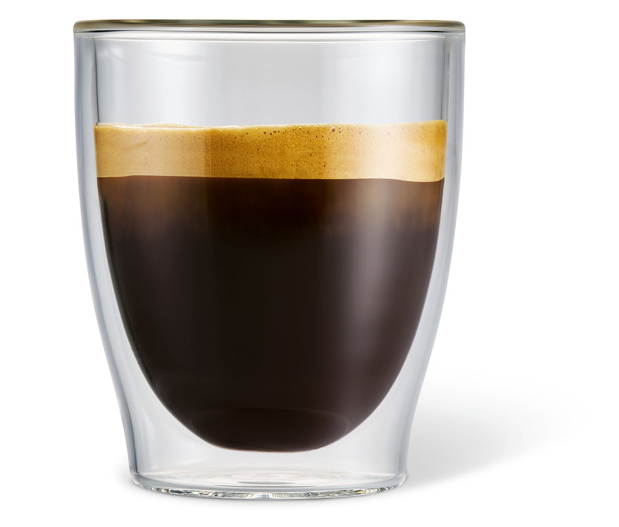 Káva caffè crema v šálke na caffè crema.
