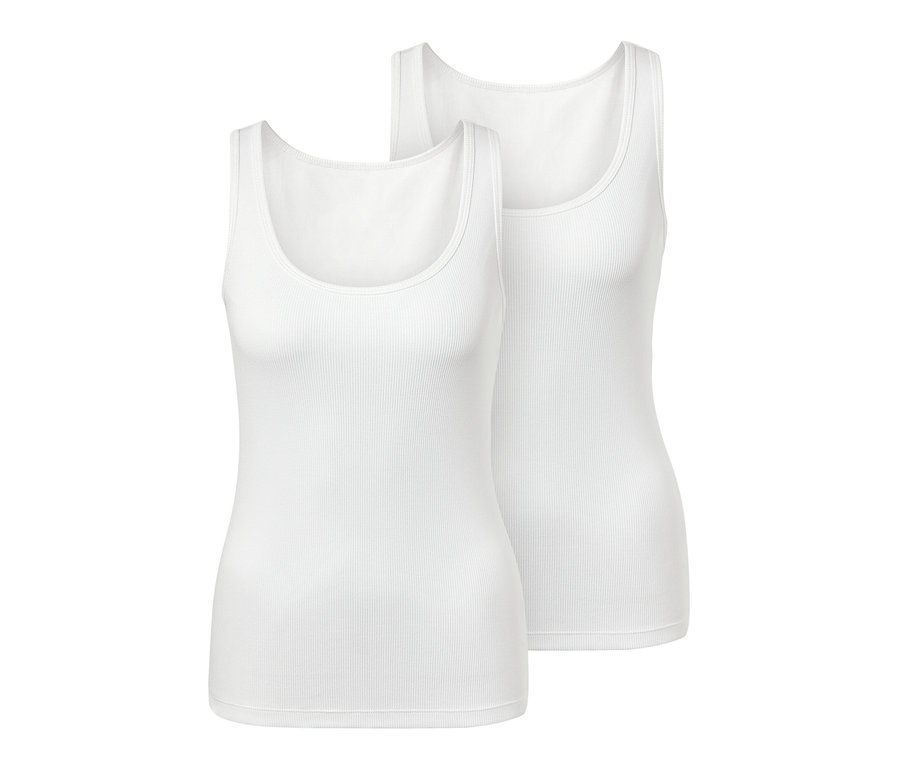 Dve biele tielka z rebrovaného úpletu.