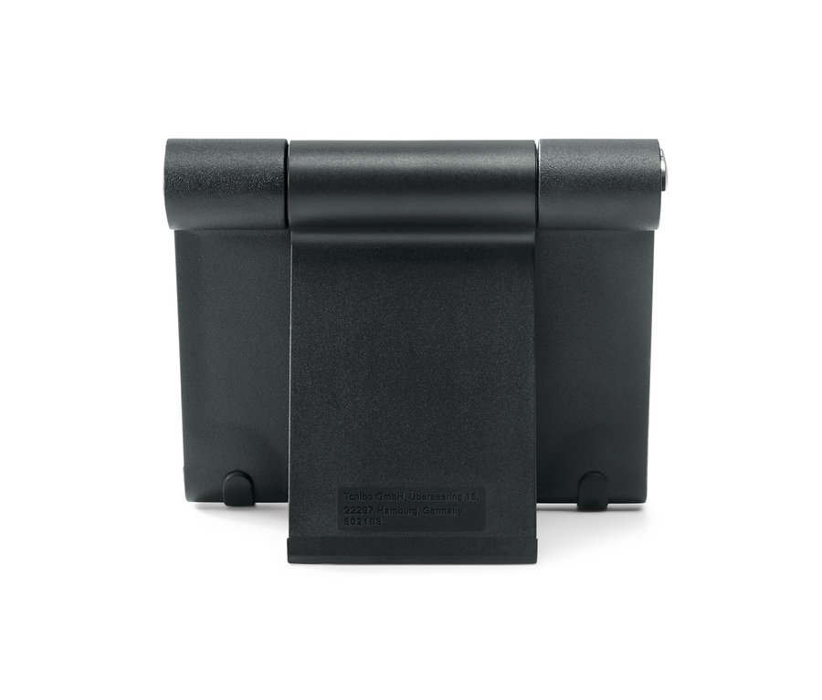 Čierny stojan na smartfón a tablet.