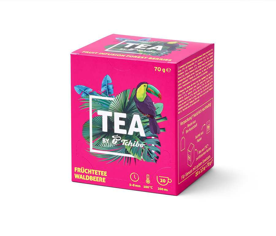 Balenie ovocného čaju TEA by Tchibo s príchuťou lesných plodov - 8 x 20 čajových vrecúšok. Na obale je obrázok tukana.