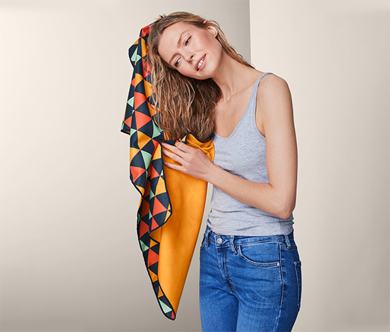 Outdoorový uterák, viac farieb, cca 50 x 100 cm